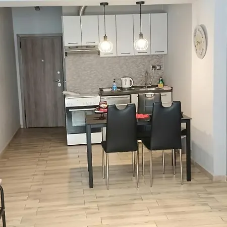 Cute * سالونيك