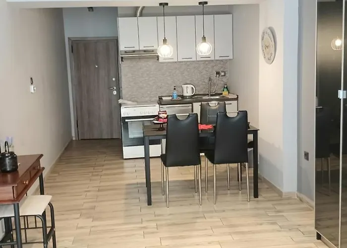 Cute * 塞萨洛尼基